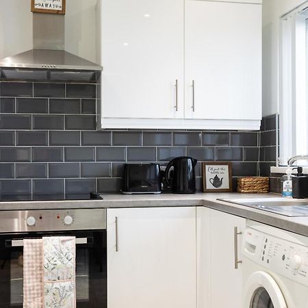 Fully Refurbished North Belfast Home 2 Dış mekan fotoğraf